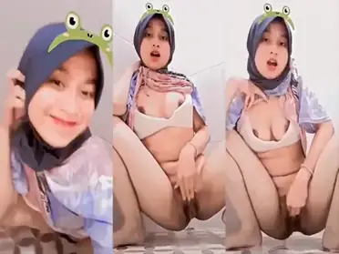 Bokep Indo ABG Hijab Binal Colmek Di Kamar poster