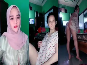Gadis Hijab Awalnya Sopan Akhirnya Barbar Kos poster